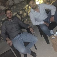 yazan halaoa的照片