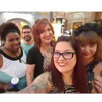 Staci McKinnon的照片