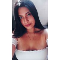 Fernanda Medina的照片