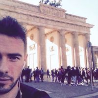 Gavin Duffy的照片