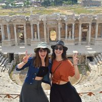 Tugce Topada的照片