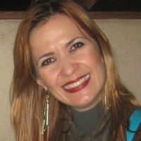 Mara Carrijo's Photo