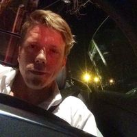 Gustavo Tagle Ak Zipone的照片