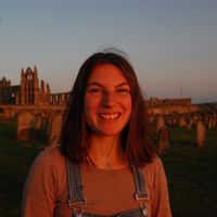 Anna  Holtmann's Photo