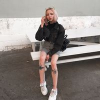 Ksusha Volkova的照片