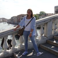 Susanne Bernstein的照片