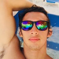 eduardo alvarez's Photo