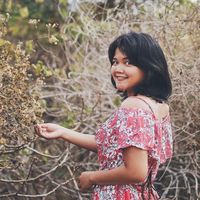 Fotos von Putri Eka Rini