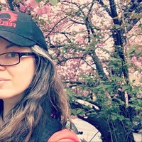 Alena Thomas's Photo