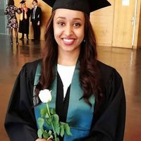 Aziza Yacoub's Photo