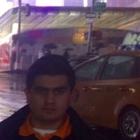 Christian Alcocer的照片