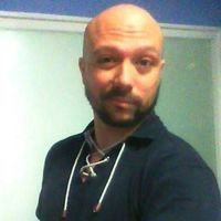 Javier Córdoba的照片