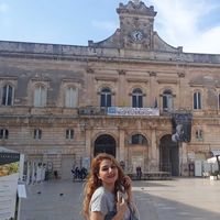 Sama Molaie的照片