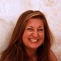 Bettina Hari的照片