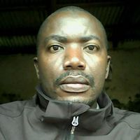 Richard Kamga的照片