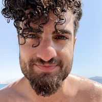 Gabriel Izgi的照片