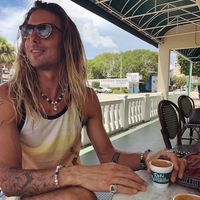 Tyler MacDougall的照片