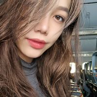 Christina DiemPhuc的照片