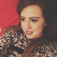 Hellen Stefany的照片