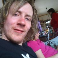 Adrian Lund的照片