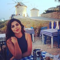 Tuğçe Ekerer的照片