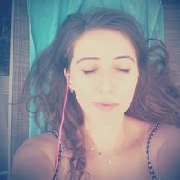 merve gokcumen的照片