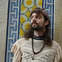 Charlie Seale的照片