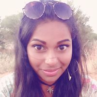 Vaish Sivajothy's Photo