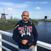 Anton Dzenkovskyi的照片