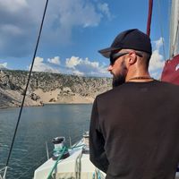 Josh Talies的照片