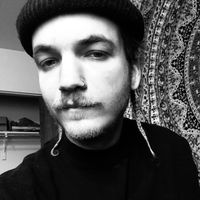 Alexis Châteauneuf的照片