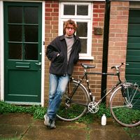 Adam Sofroniou的照片