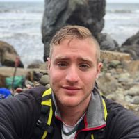 Leo Antelyes的照片