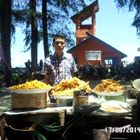 Romel Tomes的照片