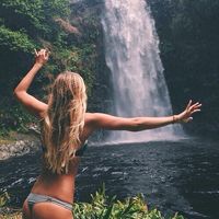 Maya  Strainger的照片