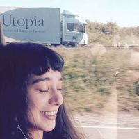 Naomi Afrassiabi的照片