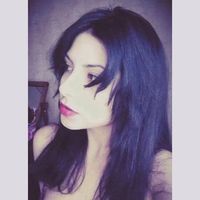 Eva Bagdasaryan的照片