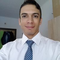 Iesa Esmaili的照片