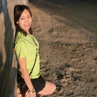 Lynda Lysandra的照片