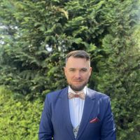 Michal Halbtuch的照片