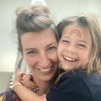 Hélène Jacquet的照片