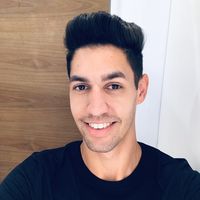 Renan Oliveira的照片