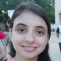 Caroline Paredes的照片