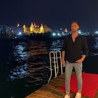 Cemal Karaca的照片