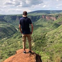 Salvador HR的照片