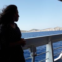 Léa Avrillon的照片