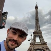 Javier Luciano  Jelen的照片