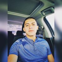 Boris Salazar的照片