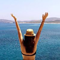 Ayça Özer的照片