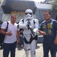 Jonathan Aranda的照片